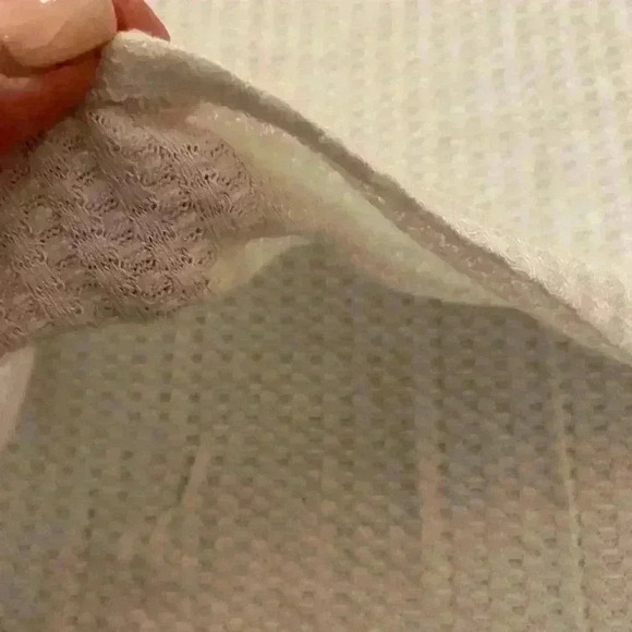 Chaser Womens cold shoulder long sleeve thin waffle print white casual NEW top - Picture 4 of 13